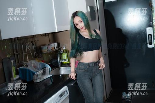 跟着Bambi(밤비)走进婚纱梦：这图集居然是免费的？！我是不是得看看？