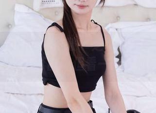 BoBoSocks袜啵啵 – 芝士的学院制服图集：上课不可能，但看一看又如何呢？