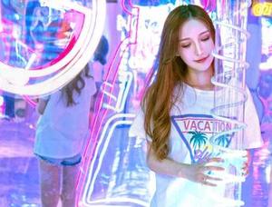 Feilin嗲囡囡 – 少女图包即将上线，尤尤子教你如何优雅地洗脑所有人！