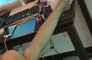 IESS异思趣向 – 和兔兔一起解锁迷人的制服兔：你绝对想不到的原图角度