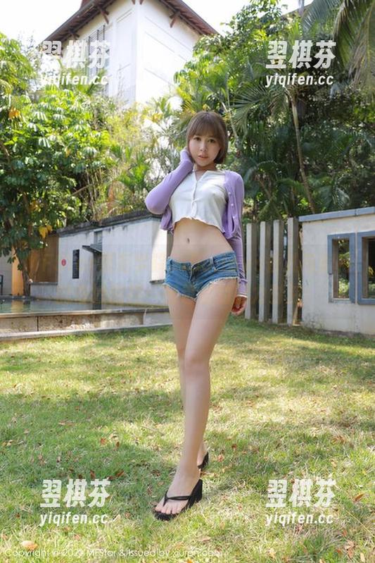 MFStar模范学院 - Baileys香儿与旗袍的奇妙旅程：图包里的魅力时刻！
