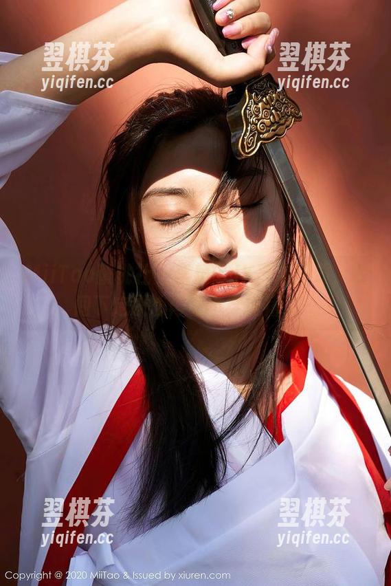 MiiTao蜜桃社-李颖诗 MiiTao蜜桃社 - 李颖诗JK高清图册,瞬间下定决心再也不穿短裙了…