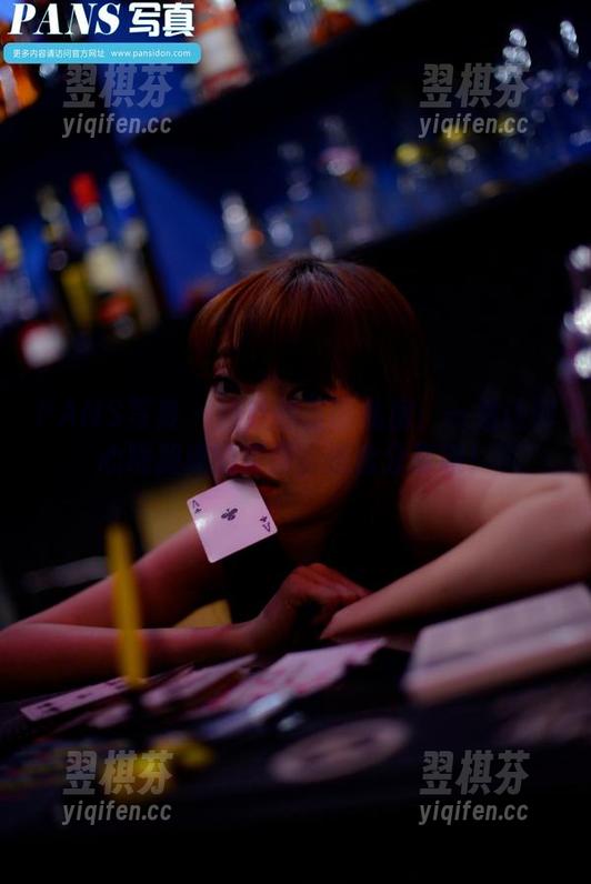 PANS写真-娃娃 PANS写真 - 娃娃的圣诞私房:一组让你心跳加速的美图,适合分享哦!