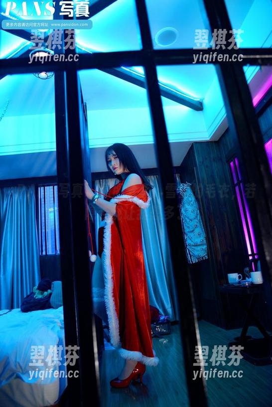 PANS写真 - 原图分享：雪雪的毛衣，若隐若现让我想多了