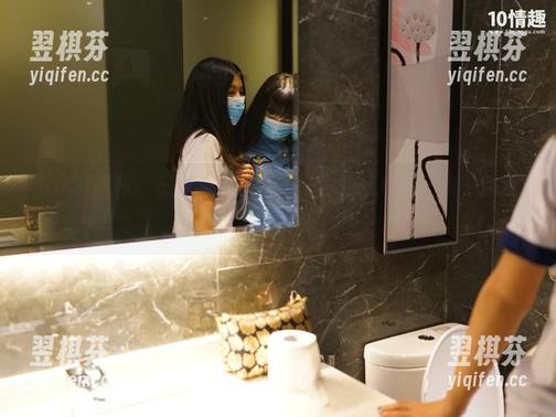 ROSI福利：长筒黑色丝袜，让你的图包多一点‘颜色’！