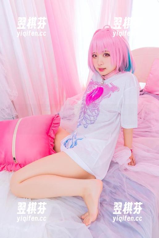 哎呀，Tomiko(とみこ)的豹纹图集里有多少种调调啊？每一张都让我有些懵！