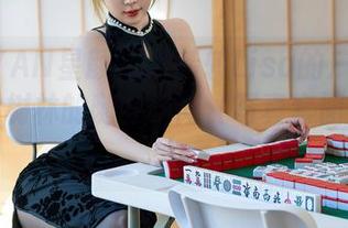 XINGYAN星颜社 – 转转Lisa的户外迷失：穿越树林的随性瞬间（写真套图大揭密）