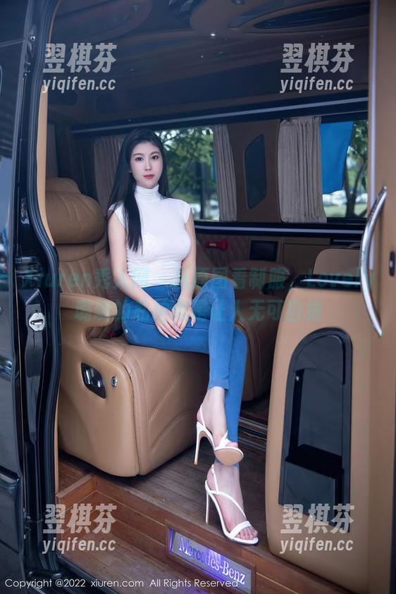 Xiuren秀人网-Lovely璐璐 Xiuren秀人网 - 从原图看制服,Lovely璐璐的私拍真是让人无可自拔