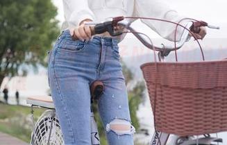 Xiuren秀人网 – 兔子NINA的自拍里藏着无限‘免费’资源，你发现了吗？