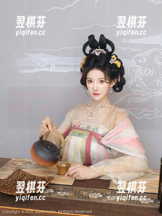 Xiuren秀人网-卓君Jeanes Xiuren秀人网 - 跟着卓君Jeanes的空姐全套,感受云端的轻盈,心情也随之起飞!