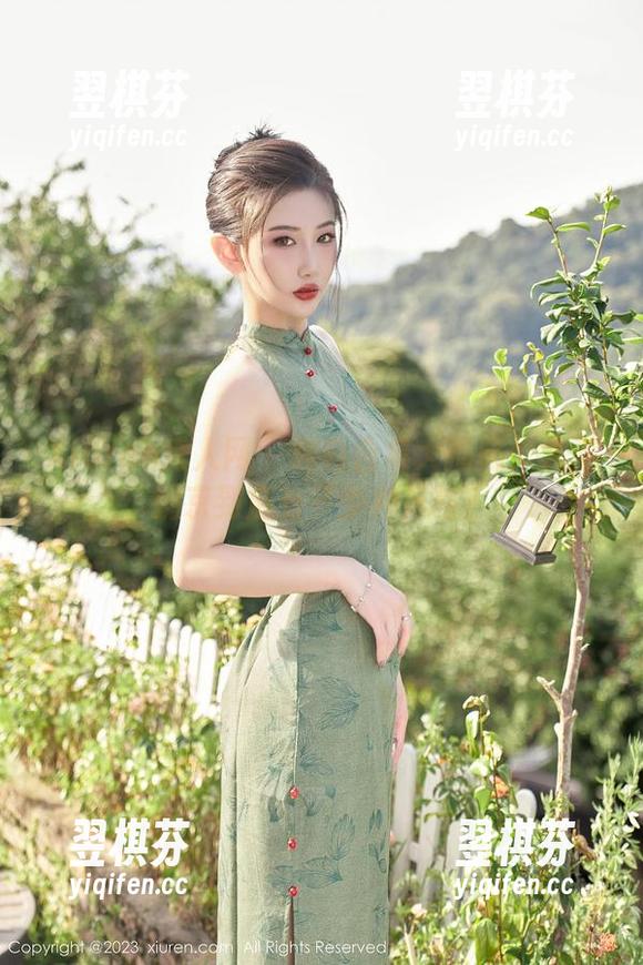 Xiuren秀人网-大美媚京 Xiuren秀人网 - 黑白合集大揭秘:大美媚京到底有多少种风格?