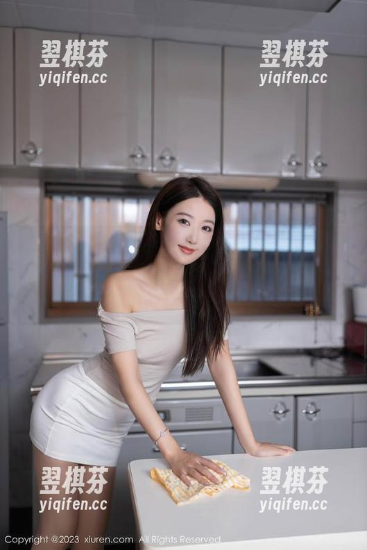 Xiuren秀人网-小夕Kitty Xiuren秀人网 - 小夕Kitty的死库水图包真的是太有魔力,每一张都像在诉说一个故事。