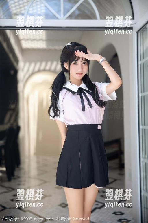 Xiuren秀人网-小樱koko Xiuren秀人网 - 在小樱koko的浴室:玩水的艺术,下载带走灵感的瞬间!