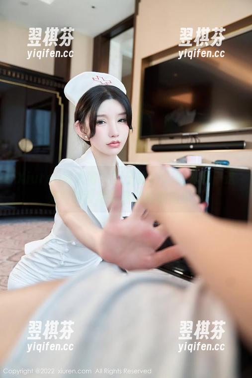 Xiuren秀人网 - 星子柒kiki的礼服—这美图的背后藏着怎样的故事？