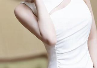 Xiuren秀人网 – 一件毛衣，一位博主，高清美图带你走进林煊煊的毛衣时光机！