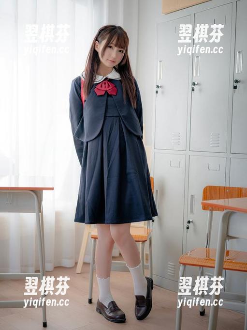 人工智能？不，是nagesa魔物喵的个性写真，原图正在撩你！