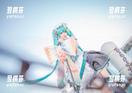北之北的FGO玉藻前女仆，照片中的她让我不知道应该先点赞还是先流口水…
