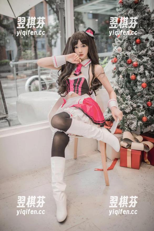 南桃Momoko 南桃Momoko婚纱合集:其实我只想试试不结婚的感觉!