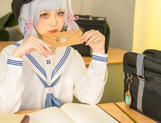喵喵的喵吖：短裤里的美图，竟比我家冰箱还要吸引目光！