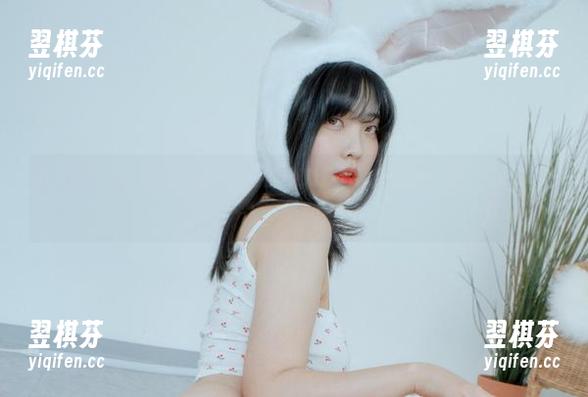 不只是公仔，宋哈娜(송하나)的BLUECAKE圣诞合集，奇妙又迷人