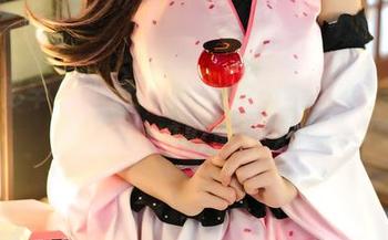 私房秘辛：小仓千代w的透明护士美图，真相比幻影更迷人！