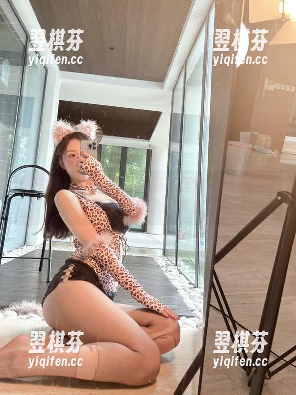 小玉吃果冻 微密圈 - 小玉吃果冻浴室日常:私房写真也能变成洗澡秀!