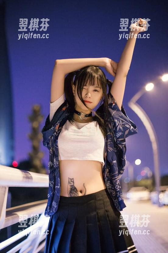小野妹子w短裤图集：关于“短裤”我有很多话想说，尤其是当她穿上它们时！