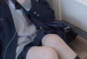 少女秩序 – 小葵的办公室：让无圣光成为我的人生写照！