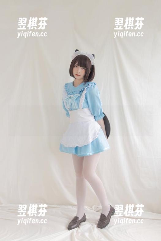 少女秩序-小鱼 少女秩序 - 小鱼躁动的心,粉色肚兜的故事:一场写真集的分享之旅