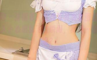尤果网 – 张栩菲：女孩写真和套图里，那些让人小心思乱飞的瞬间，真是…唱着歌呢？