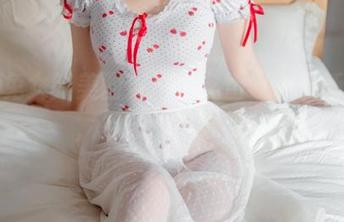 蕾姆兔女郎美图流出！念雪ww最新力作，别忘了下载哦！