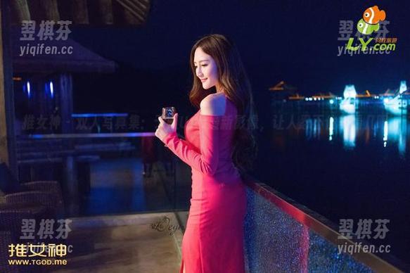 推女神 - 双人写真集：于姬Una最新影像，让人忍不住多看几眼！