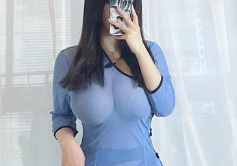微密圈 – 看！是可馨吖为你带来的美图合集：我这不胖吧，恰到好处的侧颜！