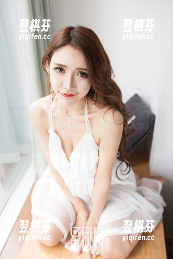 果团网 - 下载小九九黑白写真集：光影交错间，真的是心动不已啊，为什么不能多一点？