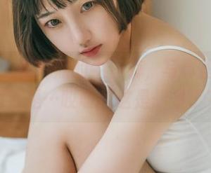 果团网 – 张琳熙的牛仔裤，写真里藏着的竟然是…哎呀我这是想多了？