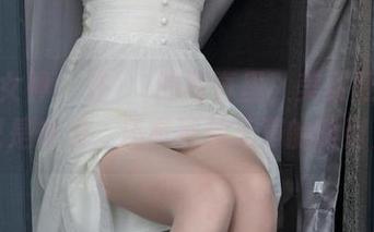 梦丝女神 – 在玥玥的写真里，美女胚子不只是外表，还有那种无声的吸引力