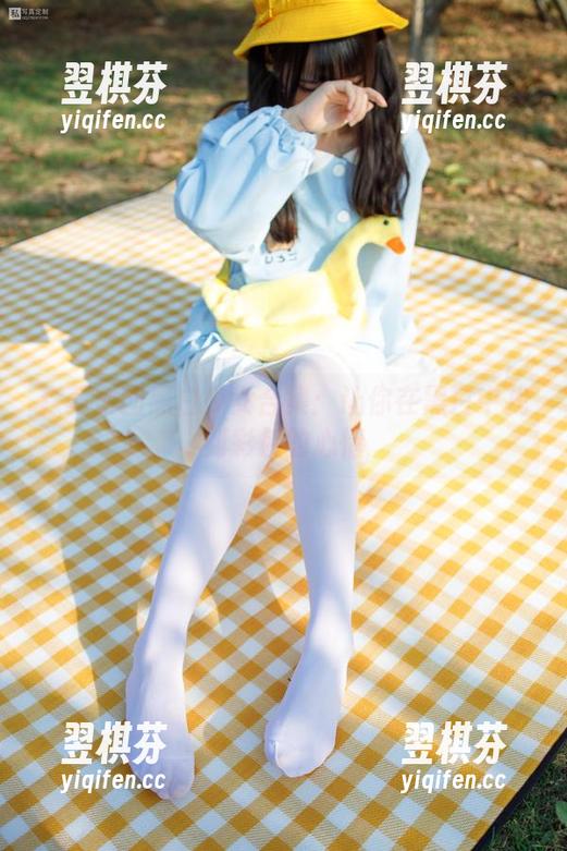 森萝财团黑白少女合集：让你在黑白中找到彩色的心情