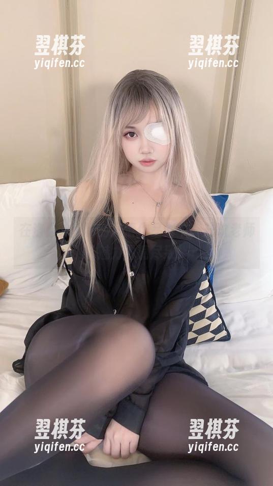 在洛桑w伊梓的高清作品集中，升玖老师的魅力淋漓尽致！