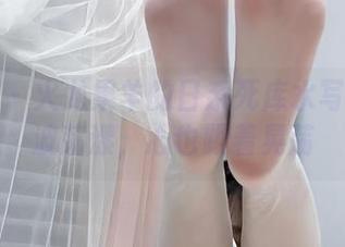 微密圈 – 火龙果羊的日系死库水写真：水波荡漾，心也跟着晃荡