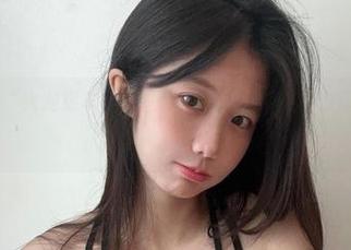 微密圈 – 当“火龙果羊”邂逅体操服：图库资源的完美融合，简直让人目不暇接！
