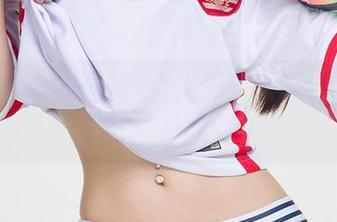 爱尤物 – 和服套图大揭秘：金baby如何风情万种又不失可爱