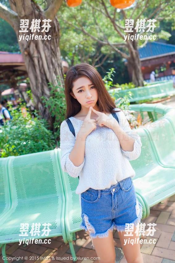 爱蜜社 - 原图大集合——乐薇Vivi的连衣裙全集，真是太好看，不知道选哪一张！