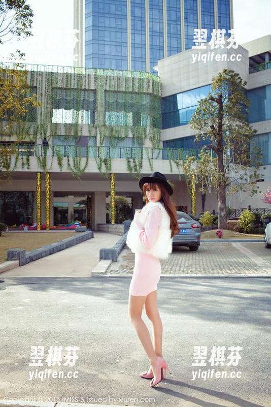 爱蜜社 - 小狐狸Sica的厨娘写真：美食与美丽齐飞，快来围观！
