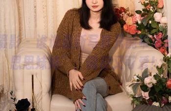 甜予摄影 – 谁说最新写真只能乖乖的？“思思妹妹”，调皮又可爱！