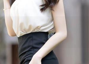 秀人网 – 超级喜欢的何嘉颖女孩原图，全集忍不住多看几遍！
