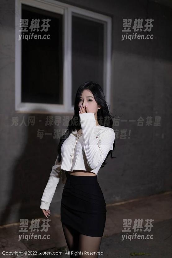 秀人网-温妮 秀人网 - 探寻温妮的丝袜背后——合集里每一张图片都是新的惊喜!