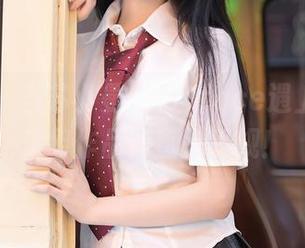 秀人网 – 当苏小曼babyface遇上油亮：这组作品简直是犯规！