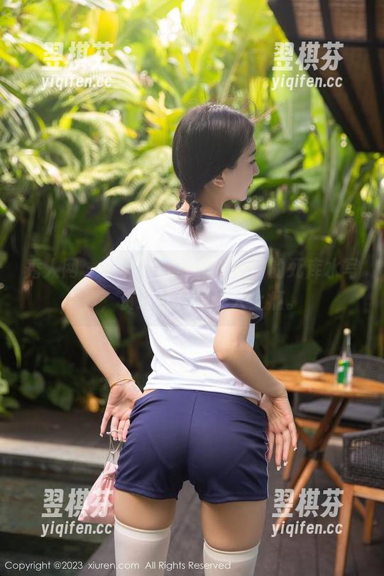 秀人网 - 说真的，萝莉悠悠酱的死库水写真，资源可真是让人上瘾。