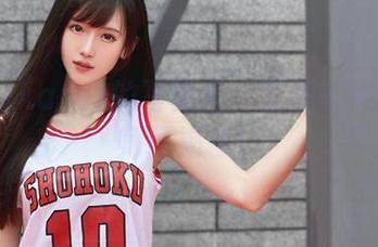腐团儿Ikaros的写真集：壁纸美学的神秘师匠揭秘！