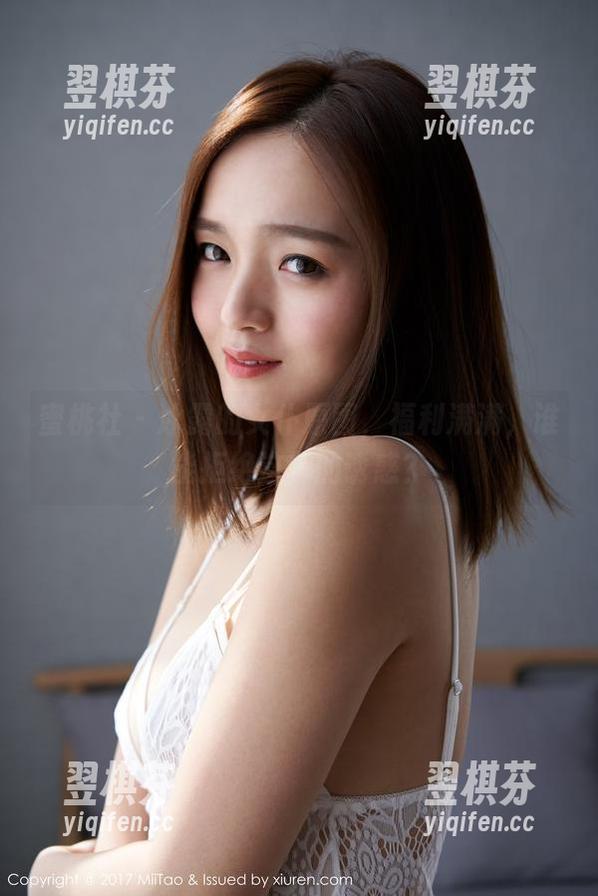 蜜桃社 - 冰露的女仆原图，福利满满，谁能拒绝这样的诱惑？